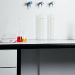 35993459 Max RE lab bench